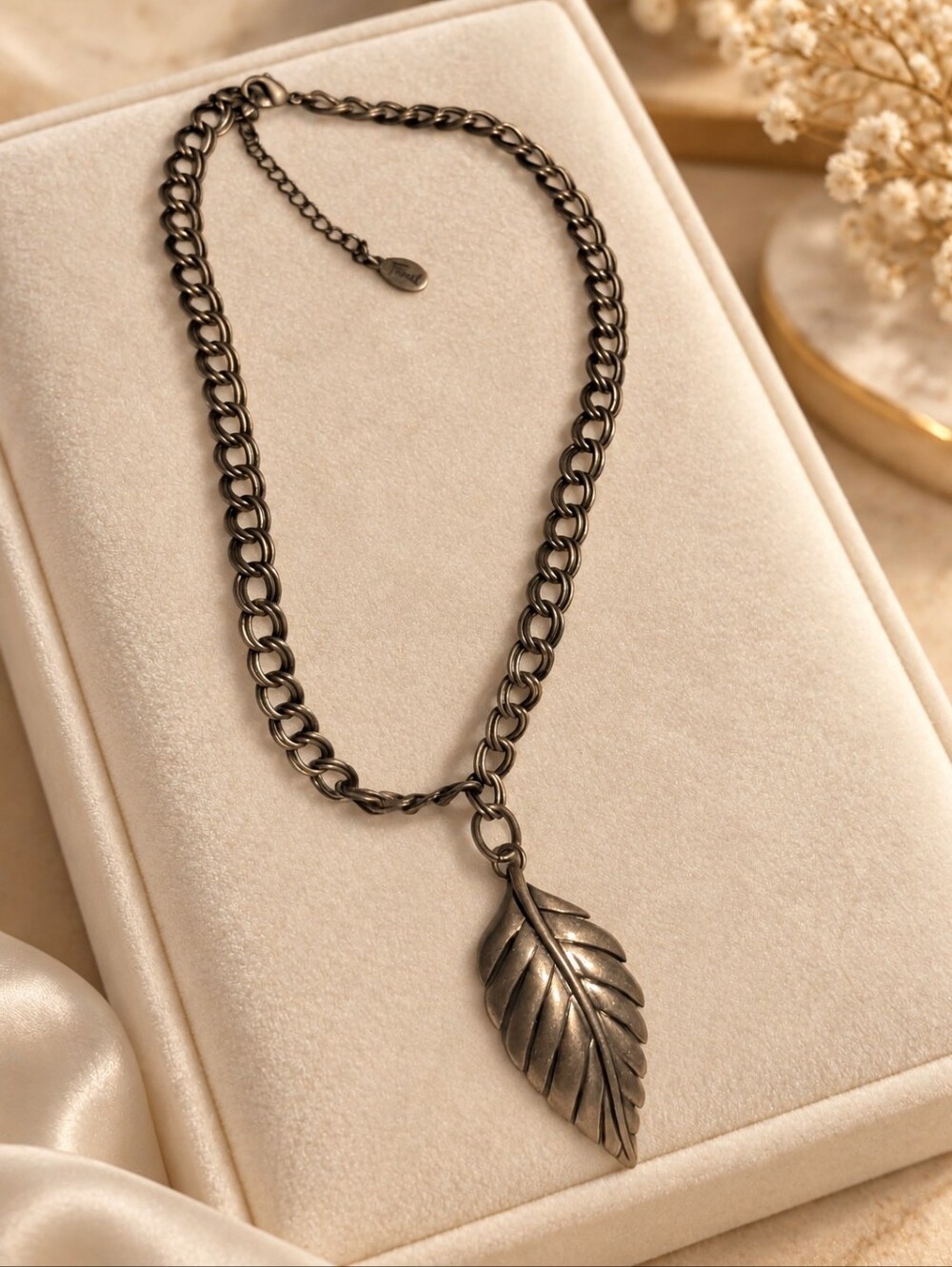 Fossil Leaf Pendant Chain Necklace